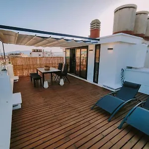 https://penthouse-with-terrace-and-views.hotelsinnerja.org