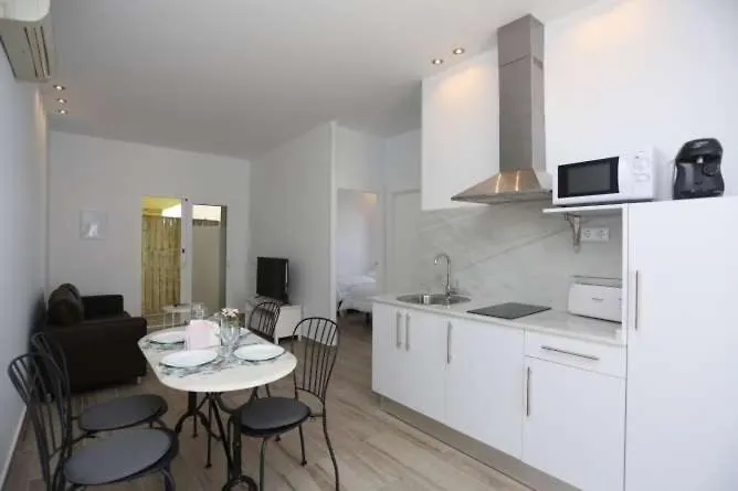 Apartamentos La Mar Sala Piscina Compartida Conil De La Frontera Spain